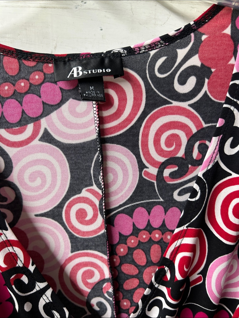 🌸❤️AB Studio Pink and Black Floral Wrap Midi Dress - Picture 3 of 5
